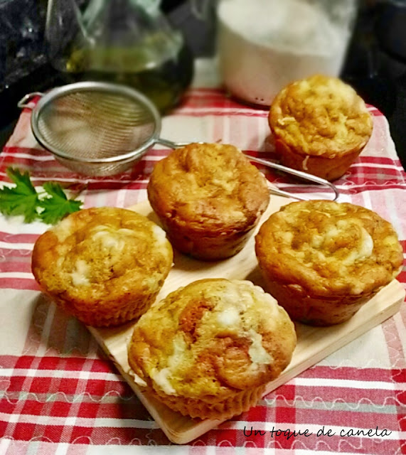 Muffins de jamón york y queso