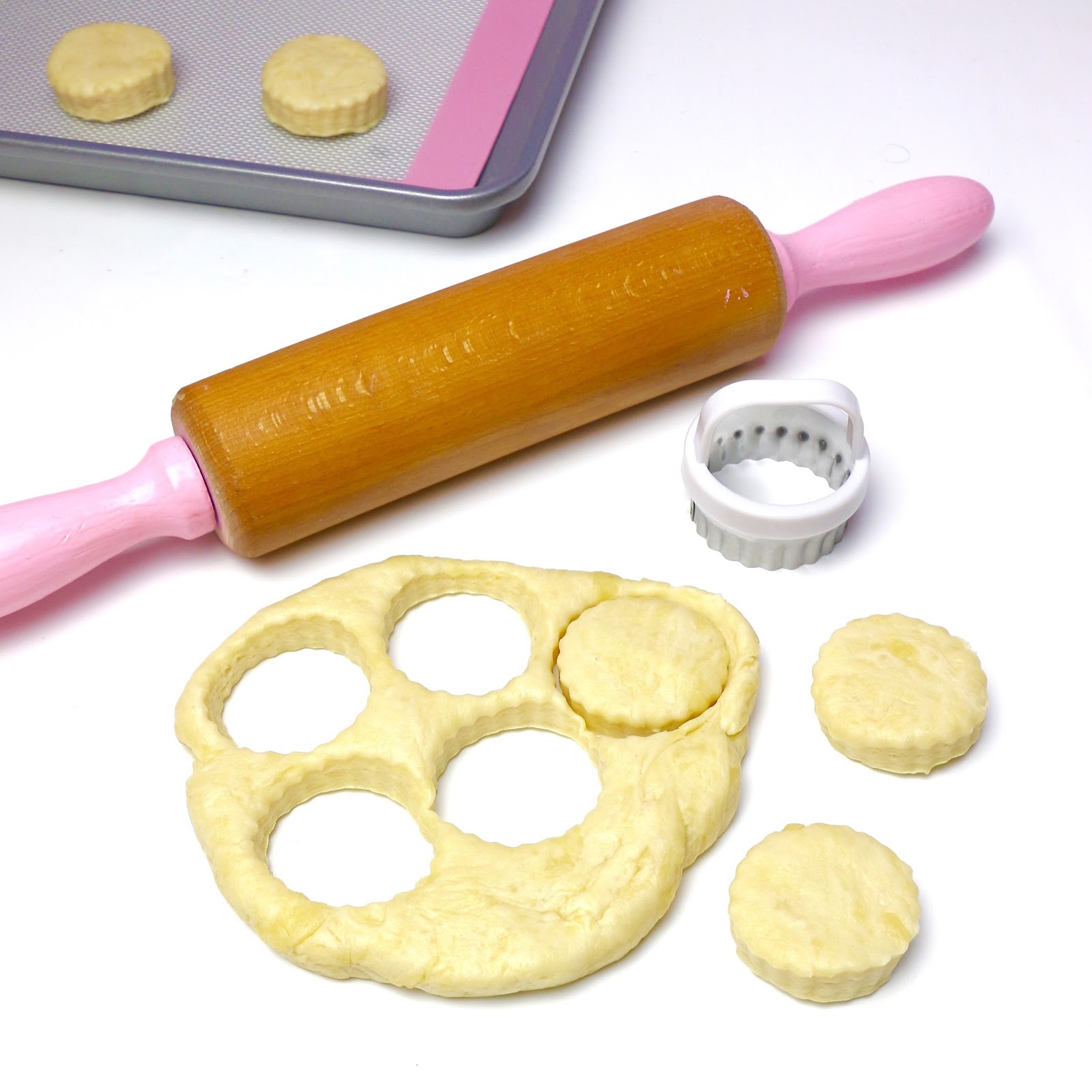 Easy 3Ingredient Cream Cheese Biscuits The Lindsay Ann