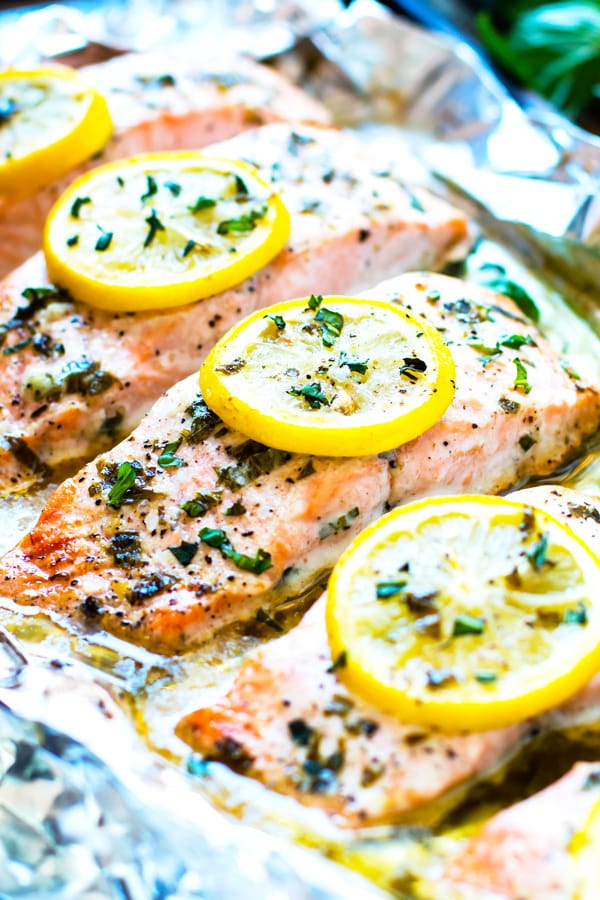 BASIL & LEMON BAKED SALMON IN FOIL healty food