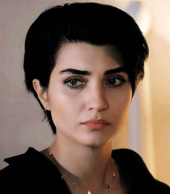 Gallery Foto Artis Turki Cantik Seksi Tuba Buyukustun - Merk yg Bagus