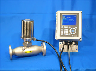 In-line refractometer for industrial processing In-line refractometer for industrial processing