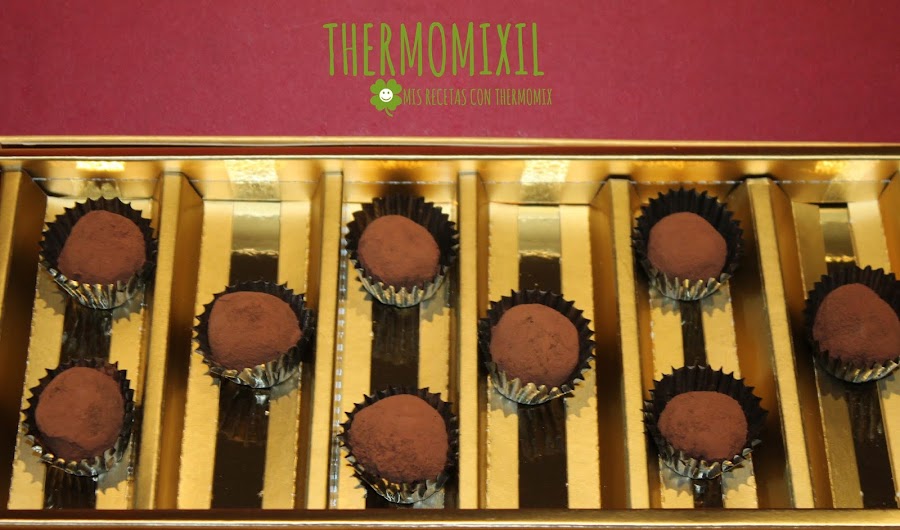 TRUFAS CON CAFÉ {CON LICOR DE CASTAÑAS Y RELLENAS DE CASTAÑAS}