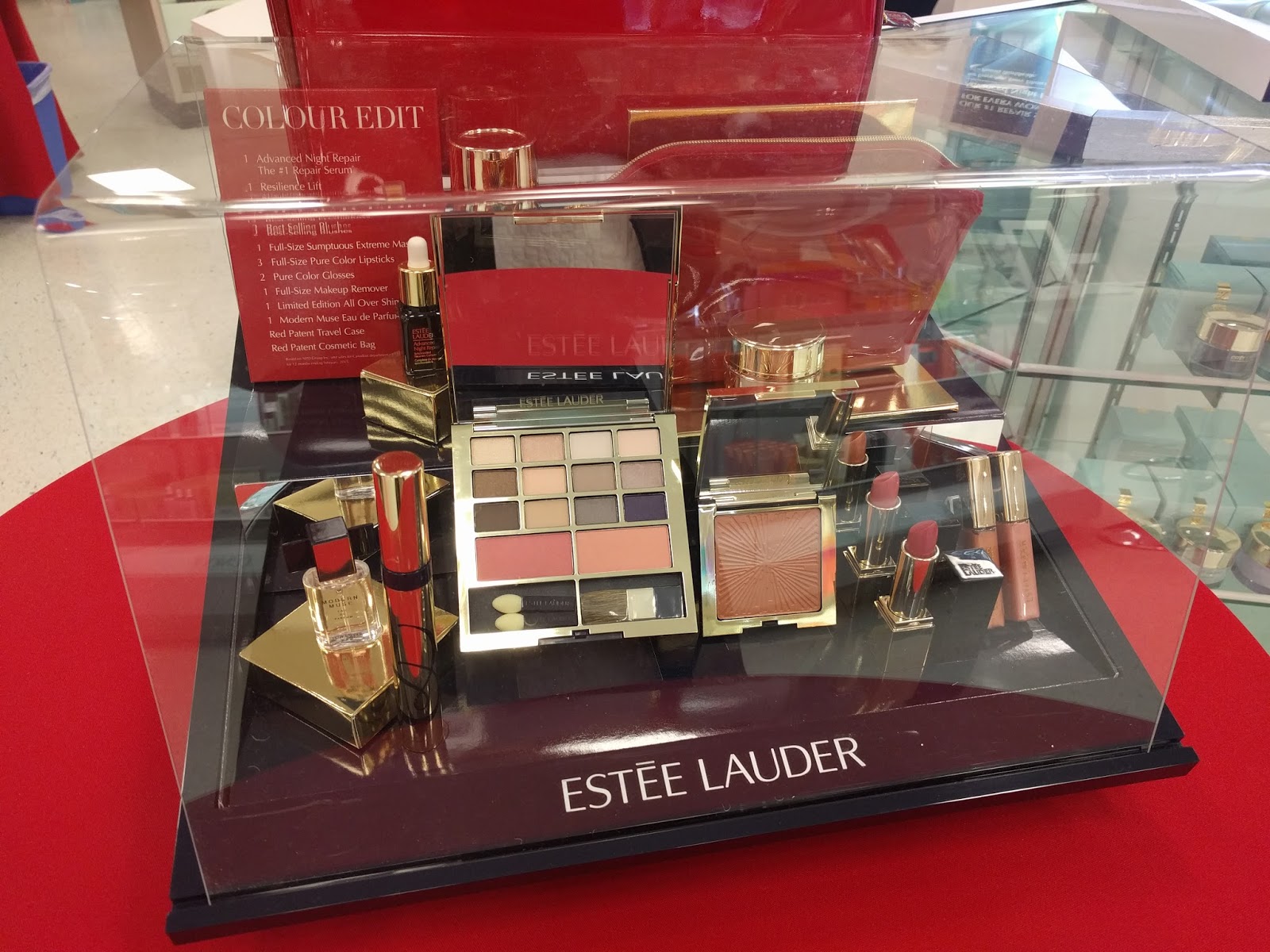 There Were A Ton Of Purchase With Gifts And The Estee Lauder One Looked Amazing That Palette Bronzer Ah Lancome Gift Is My