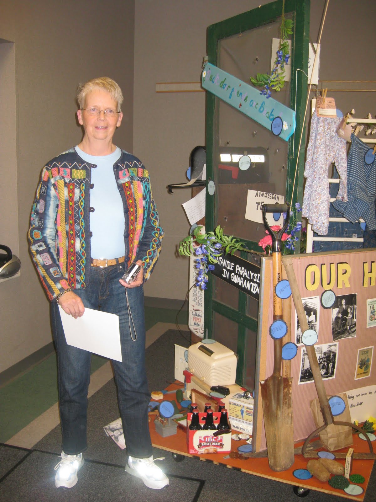 THE 3 R's READING, 'RITING, & RESEARCH ART SCULPTURE BASED ON BLUE