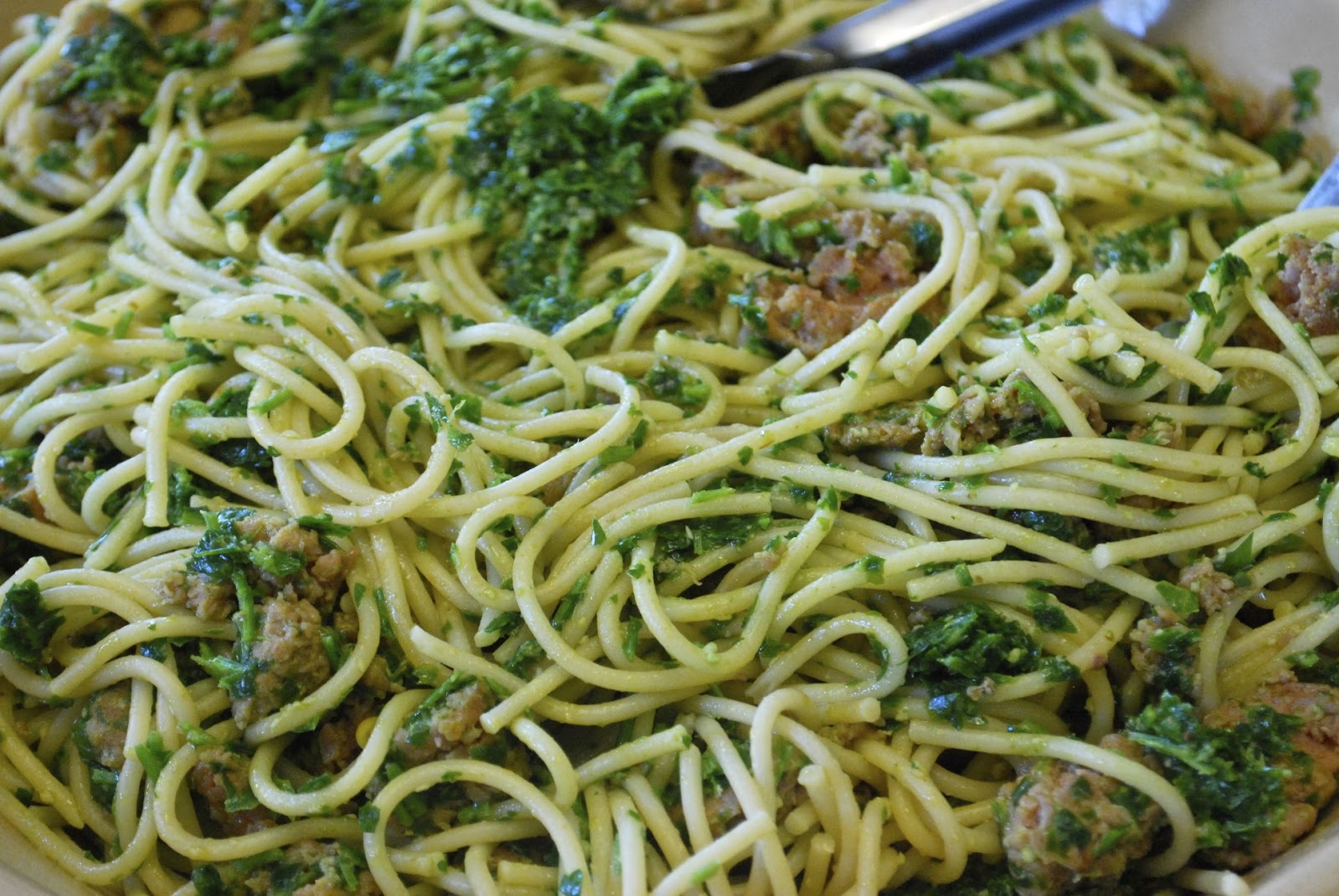 "Pointless" Meals Spaghetti with Parsley Pesto and Spicy Turkey Italian Sausage