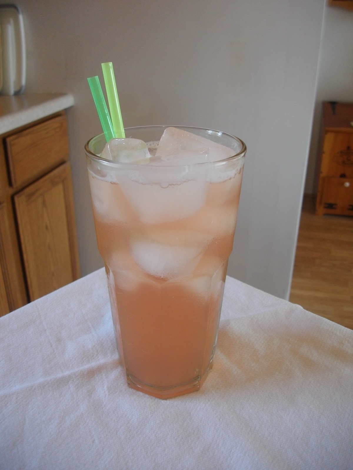 Domestic Goddess's Recipe Box Rhubarb Iced Tea