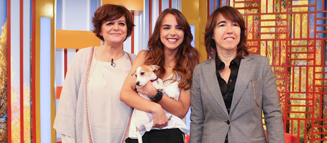 A atriz Sara Matos com a apresentadora Júlia Pinheiro e a Gabriela Sobral no 'Queridas Manhãs' da SIC