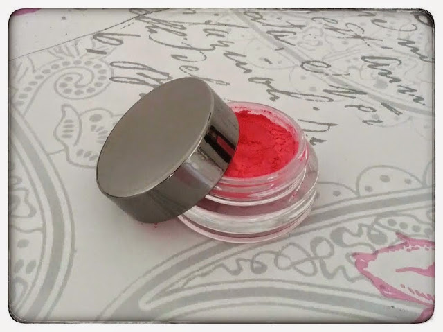 Pink facette artist by Nocibe 
