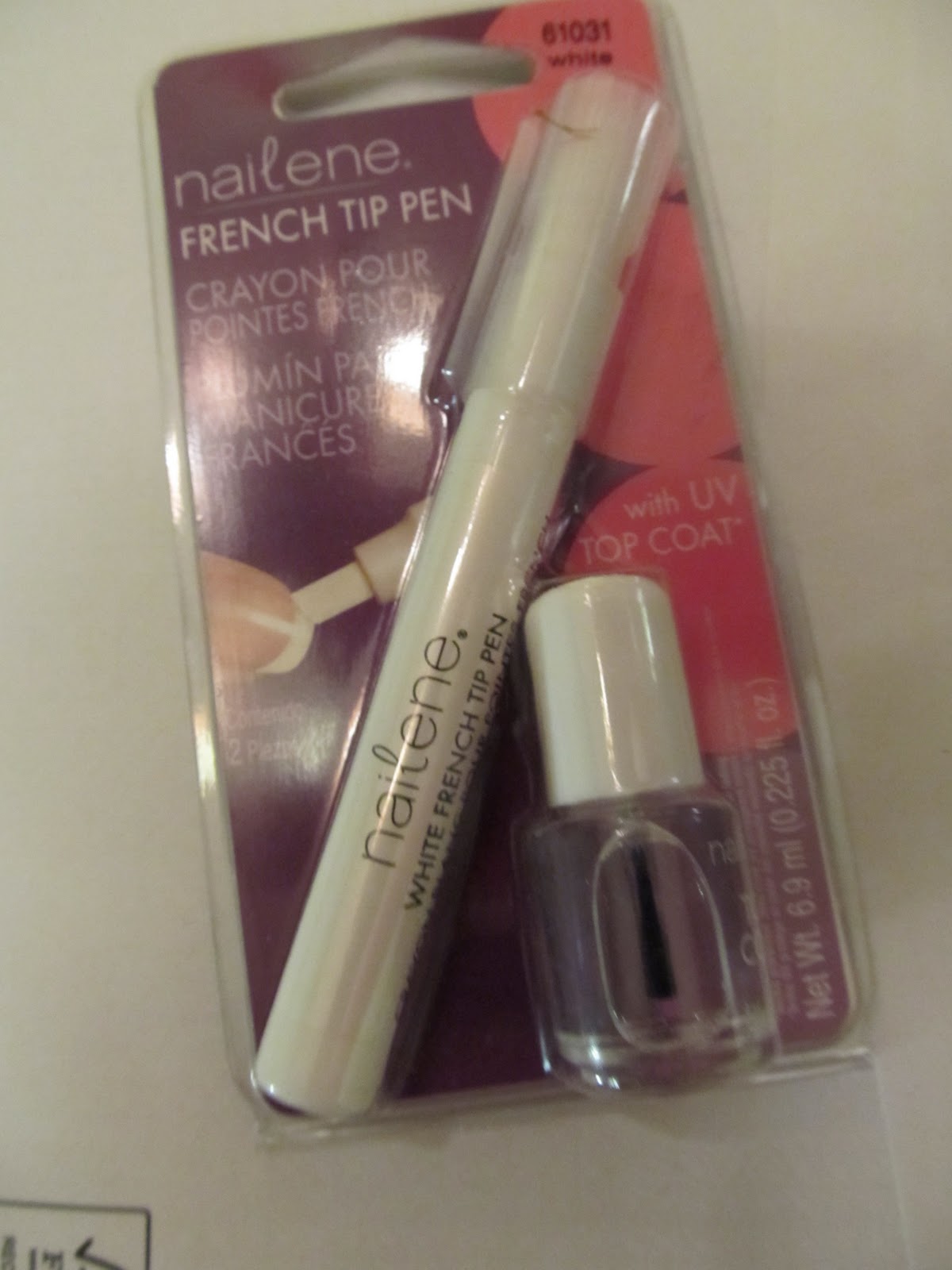 Une manucure française simple grâce à Nailène! Etre Radieuse par