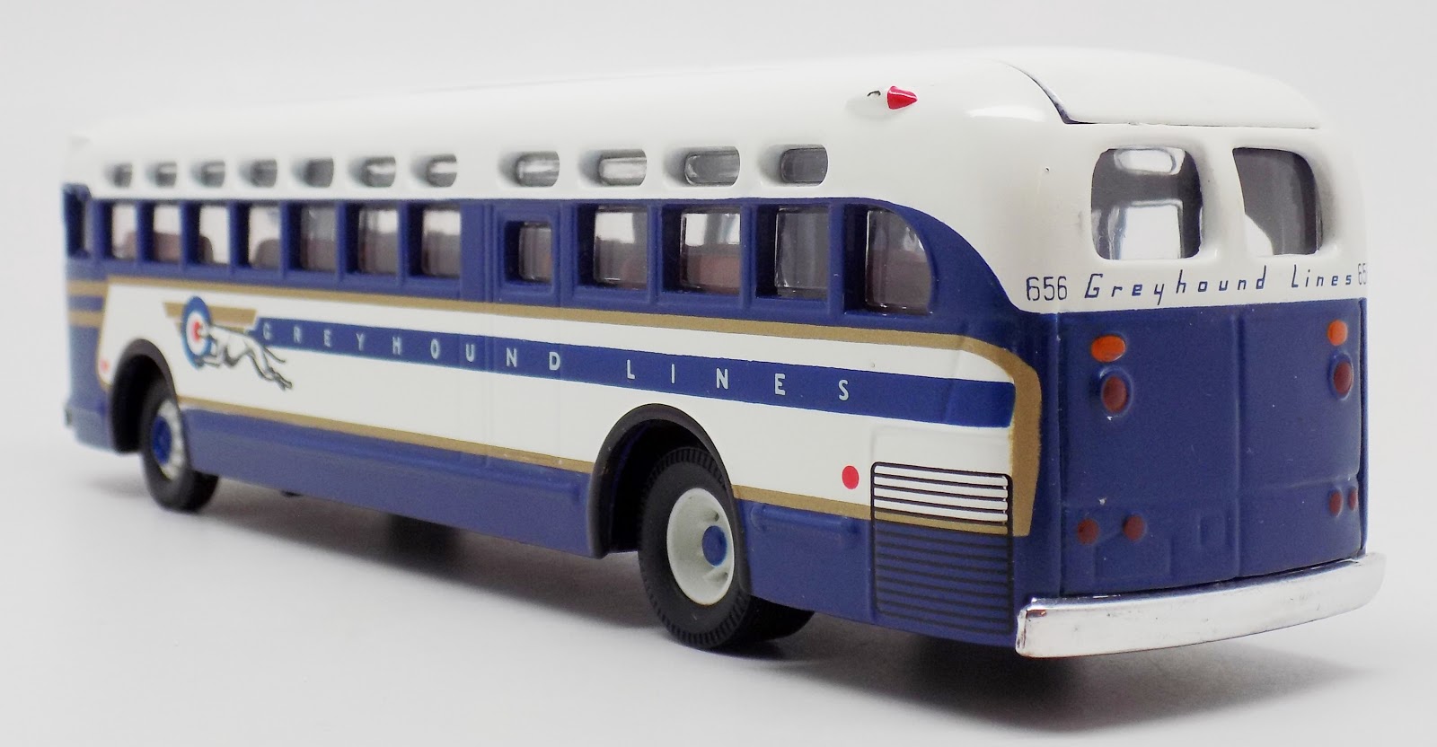 Toys and Stuff 1/50 Scale Diecast No. 5401 Northland Greyhound Lines GM 4506