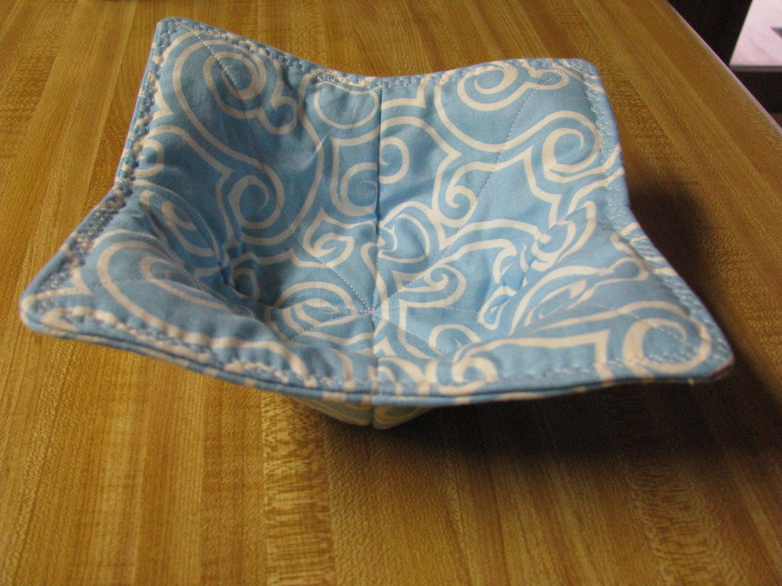 The Craft Lifters Hot Pad for Bowls