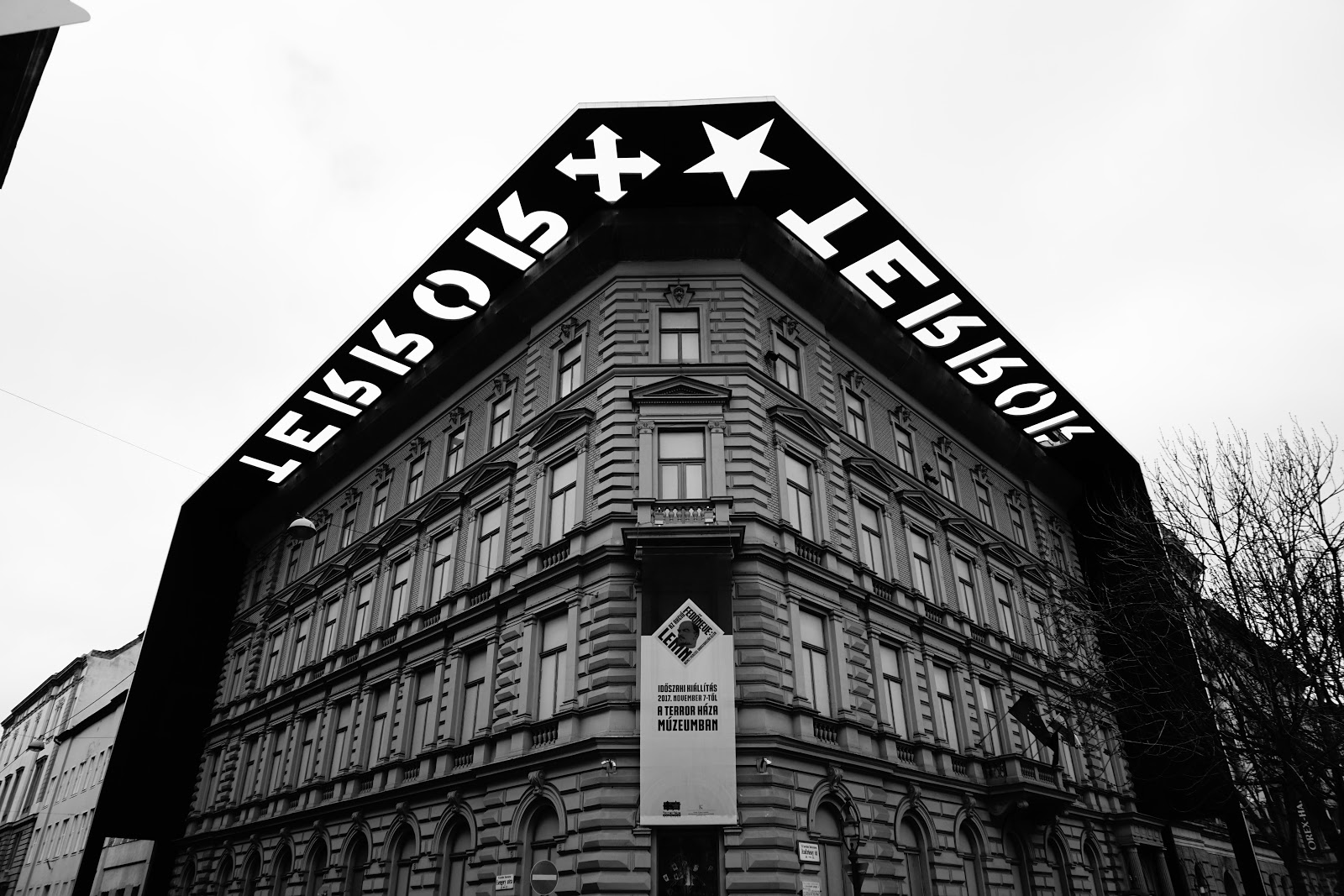 Budapeşte Gezi Rehberi Terör Müzesi House of Terror