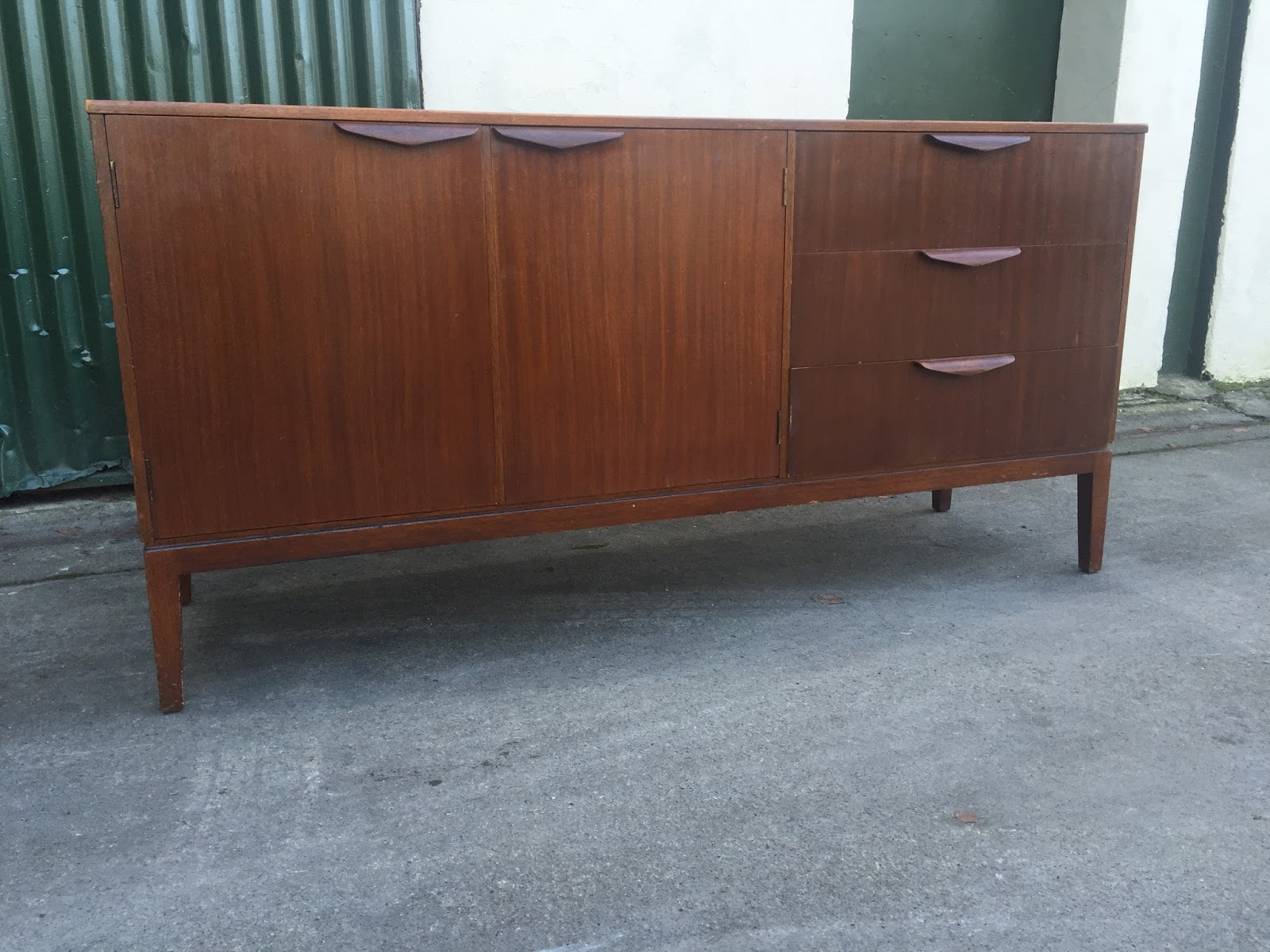 Vintage Furniture Ireland OCD Vintage Items for the February 25th