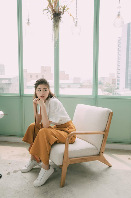 長頸鹿視角寬腳褲