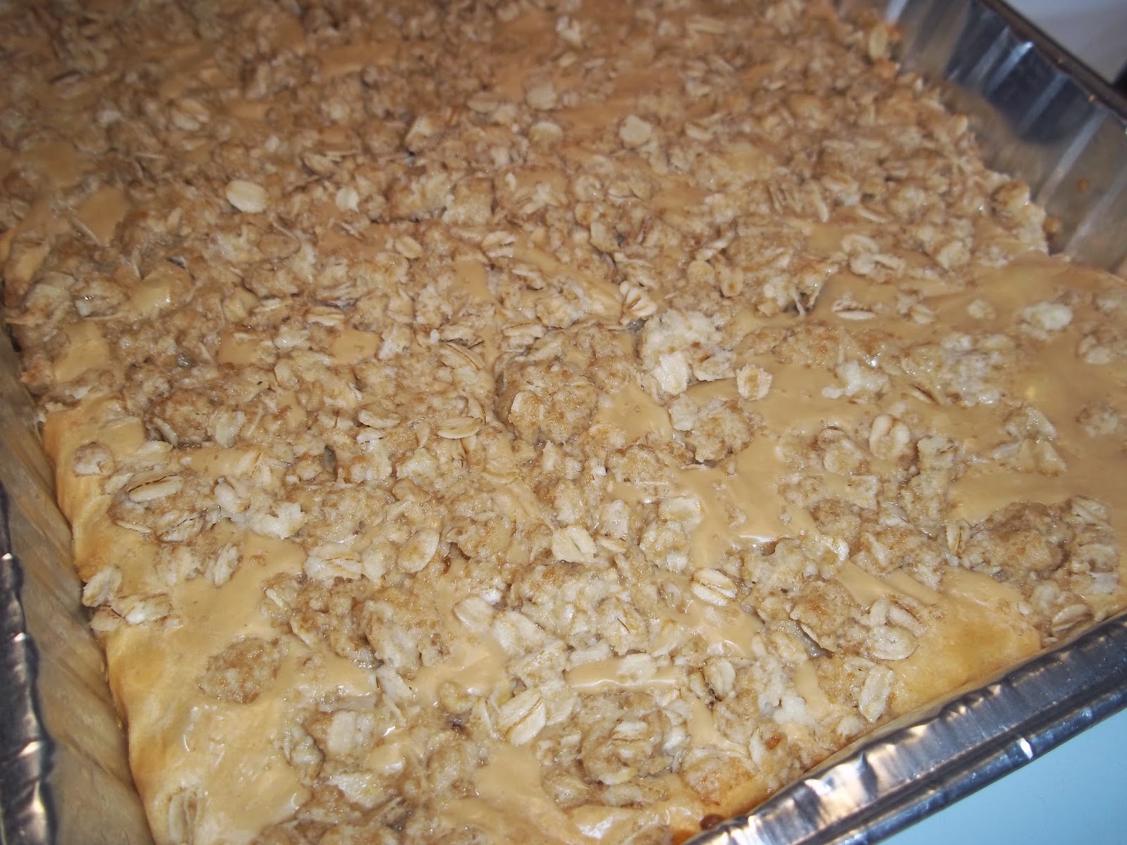 The Daily Smash Peanut Butter Oatmeal Dream Bars