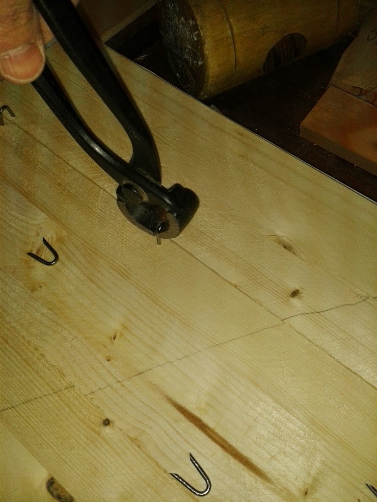 woodworking by hand Pinch dogs