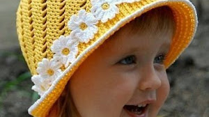 Encantador sombrero de niña al crochet - con esquema