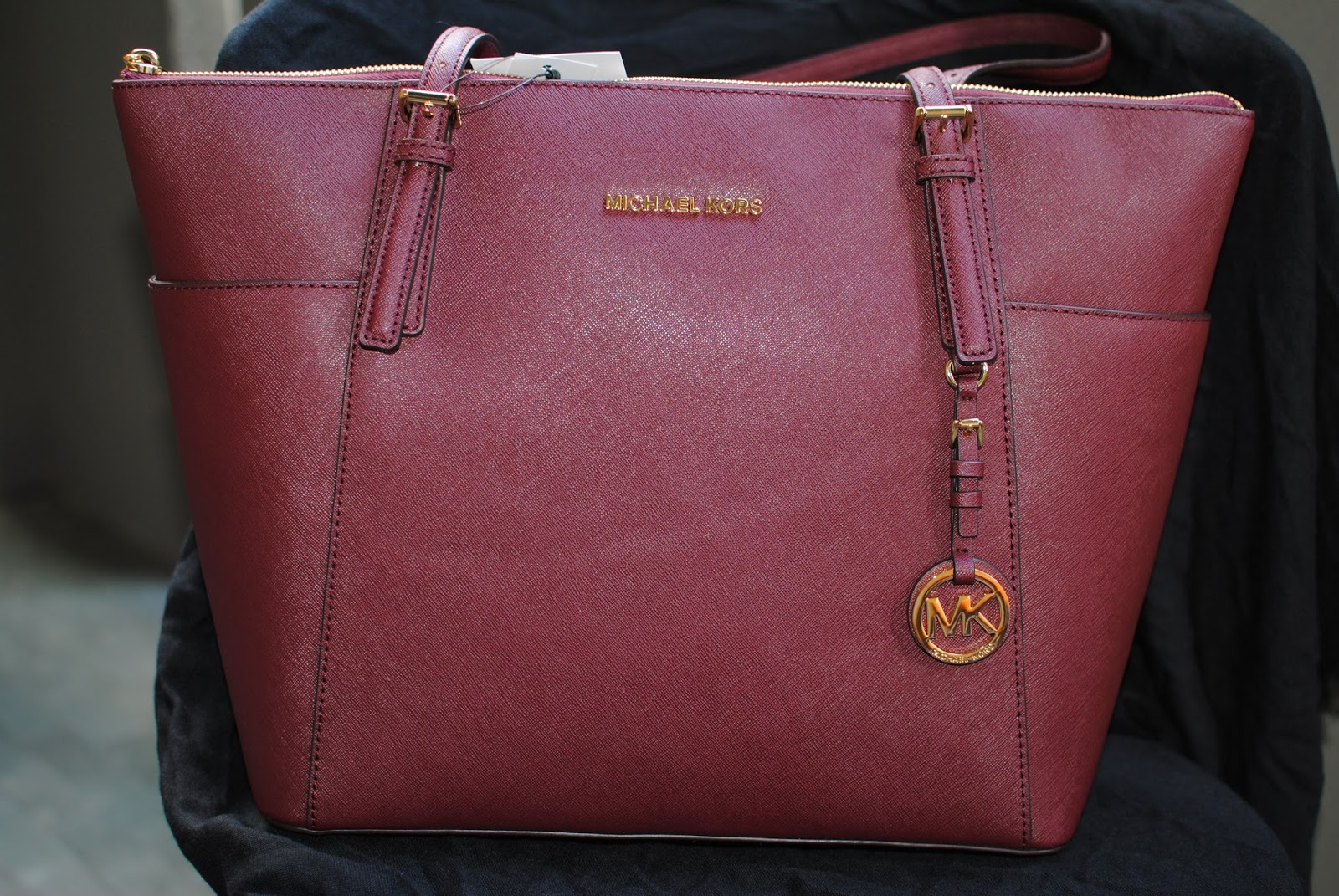 Michael Kors Handbags Outlet Camarillo Weather