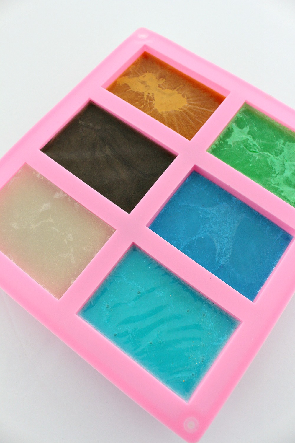 DIY Gem + Mineral Shaped Soap | Make Your Own Melt + Pour Soap Rocks