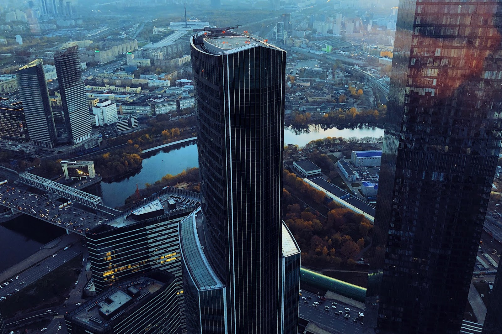 башня ока высота. башня ока высота. москва с крыши москва сити. башня око 29 этаж. москва сити башня мстителий.