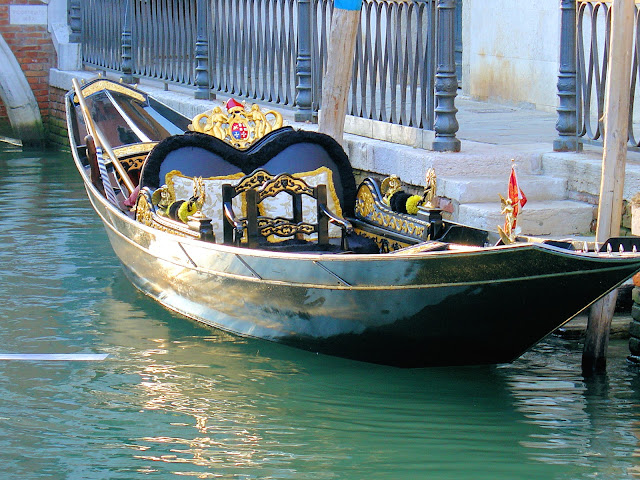The pièce de résistance when it comes to getting around in Venice—the legendary gondola.