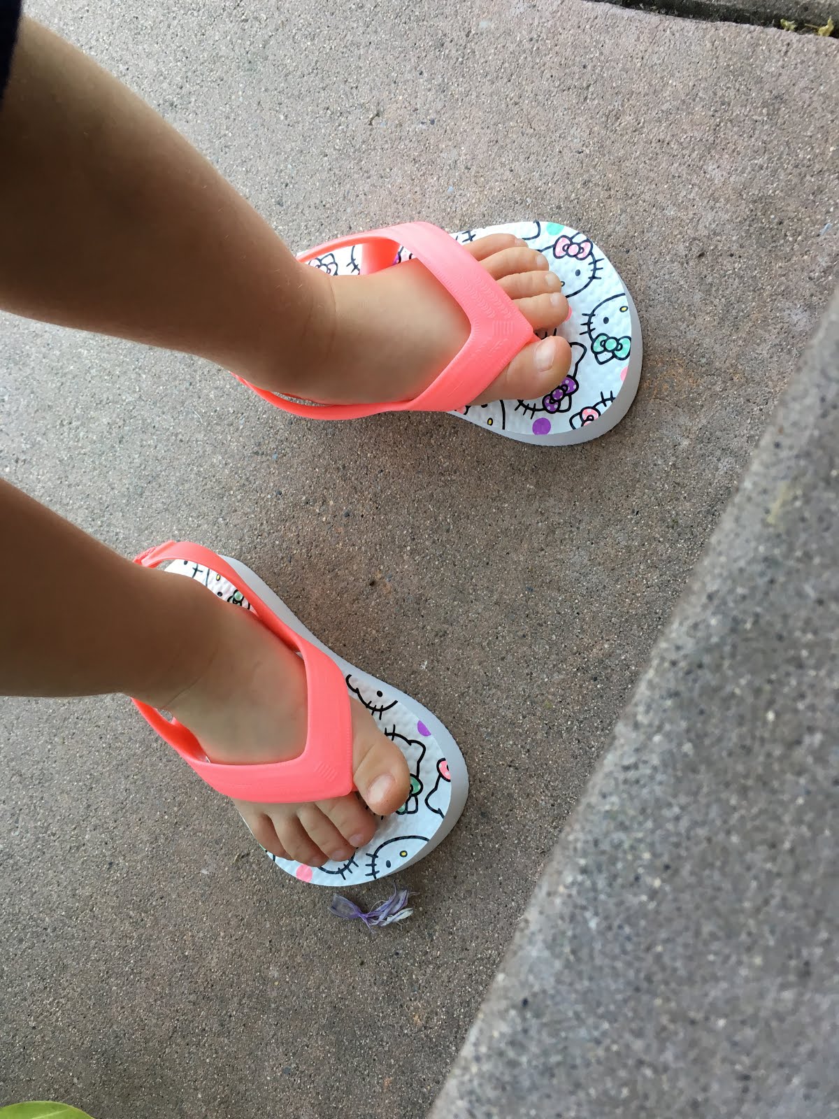 The sister blog: I got the tiniest Hello Kitty flip flops today for my ...