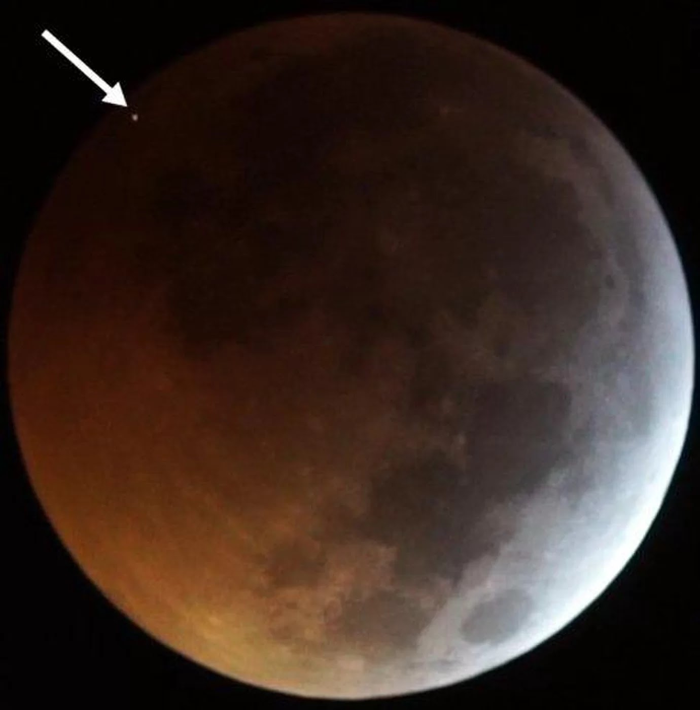 ROLscience Durante el último eclipse lunar, un meteorito impactó en la