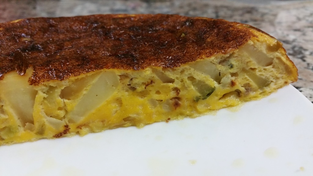 Tortilla de patatas y calabacín en olla GM