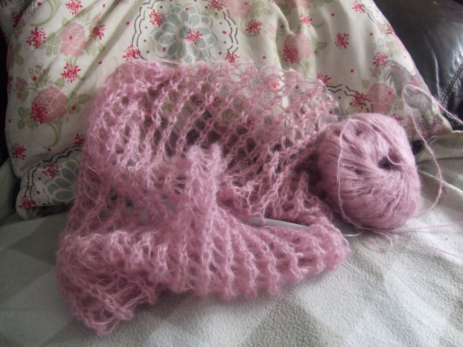 How To Knit A Tube Scarf
