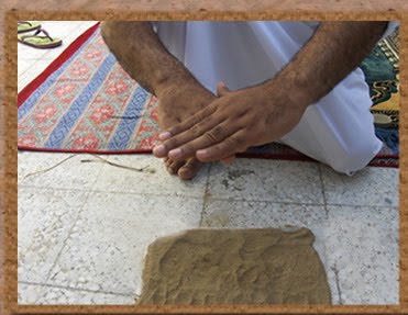 هل يتيمم أيام البرد الشديد من الجنابة ؟