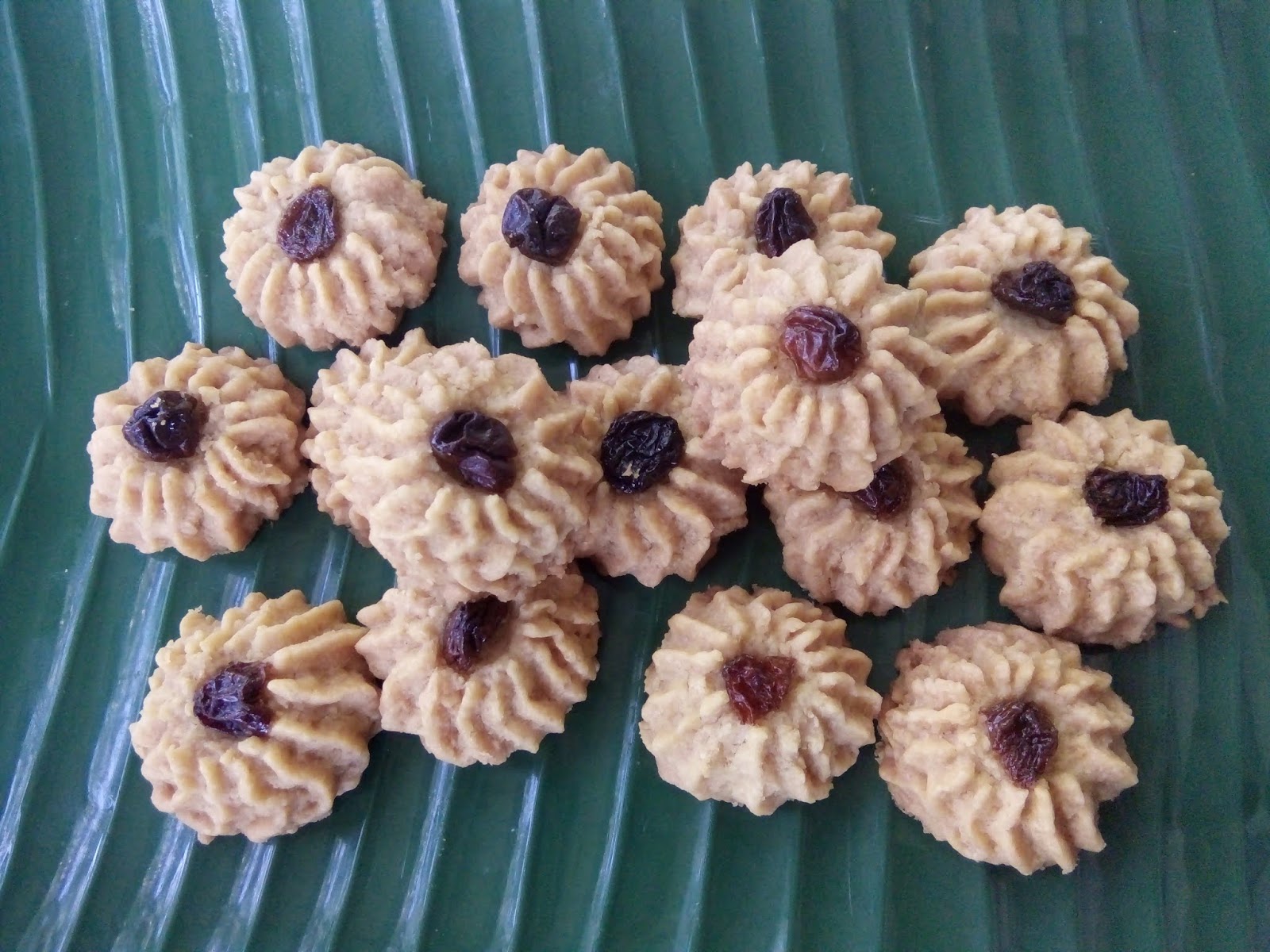 Biskut Peanut Butter Nestum