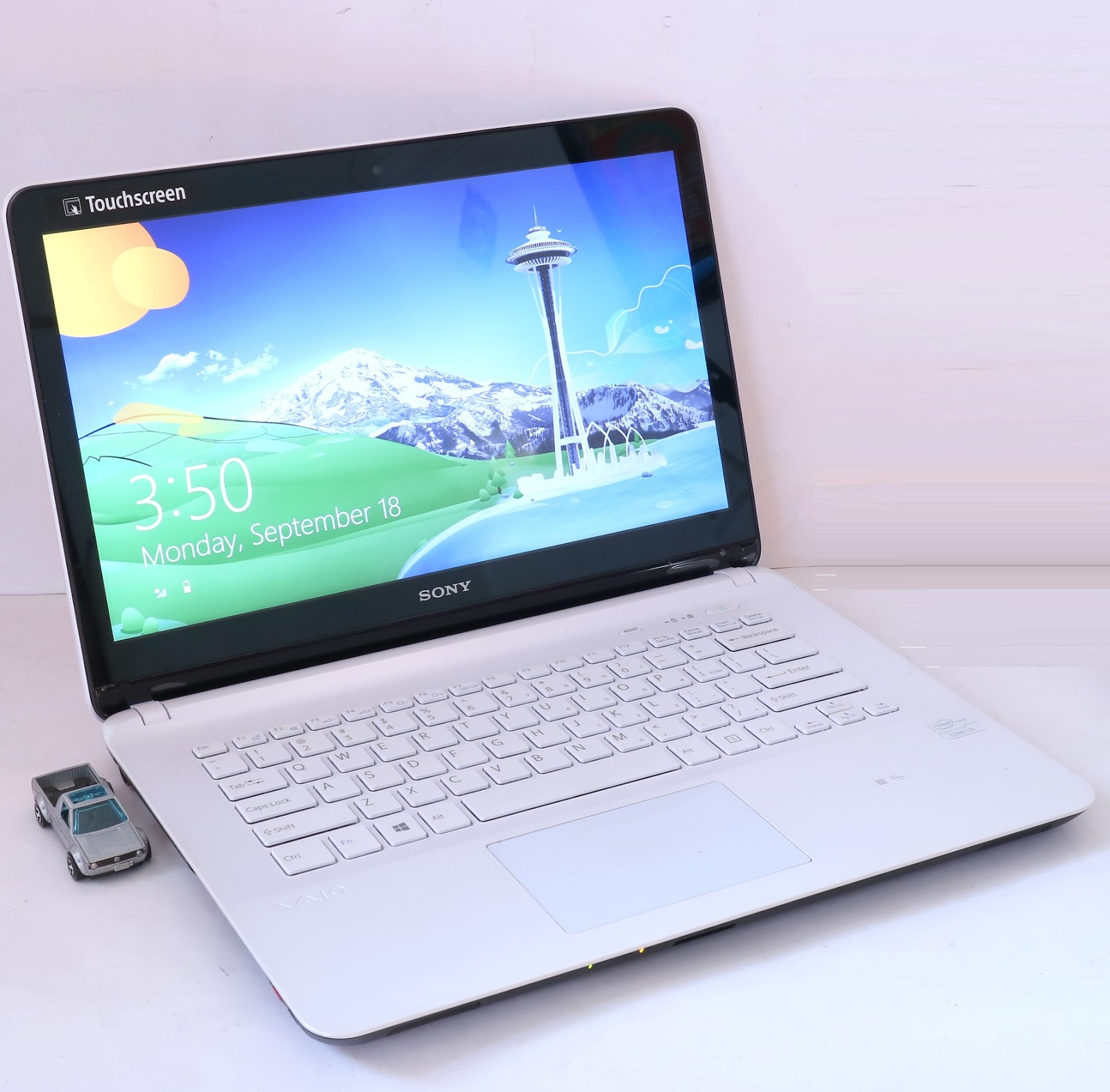 Jual Sony Vaio SVF142C29W | Core i3 | TouchScreen | Jual Beli Laptop