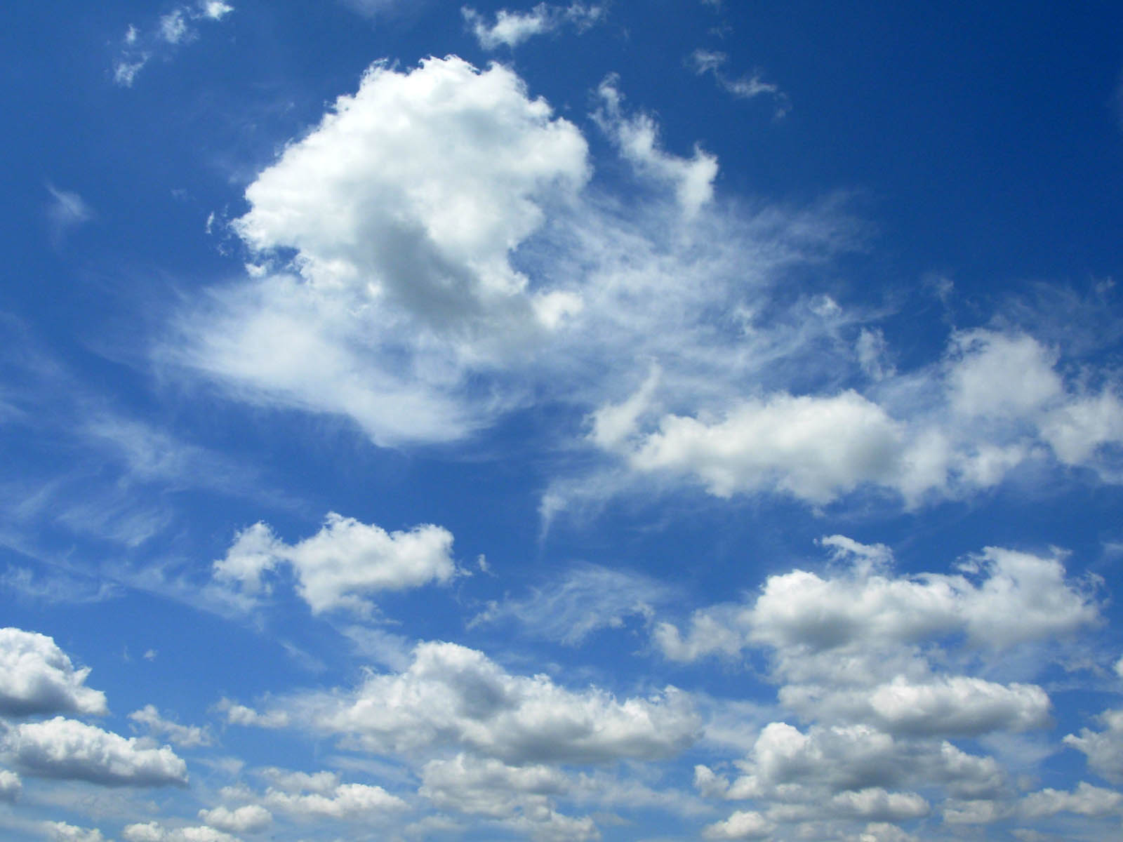 Foto Foto Langit  yang Indah di Siang Hari