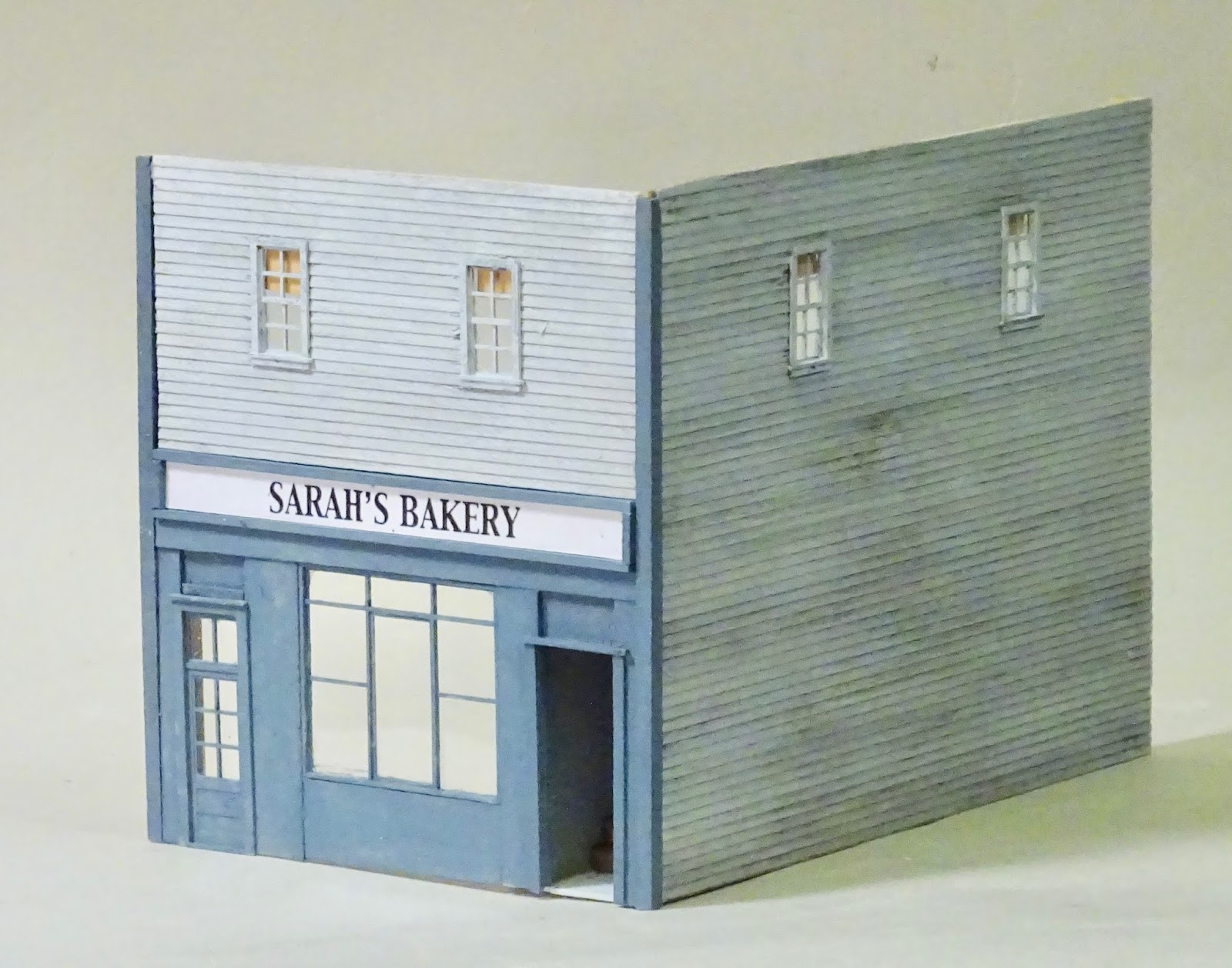 Model Railroad Minutiae Bakery model start