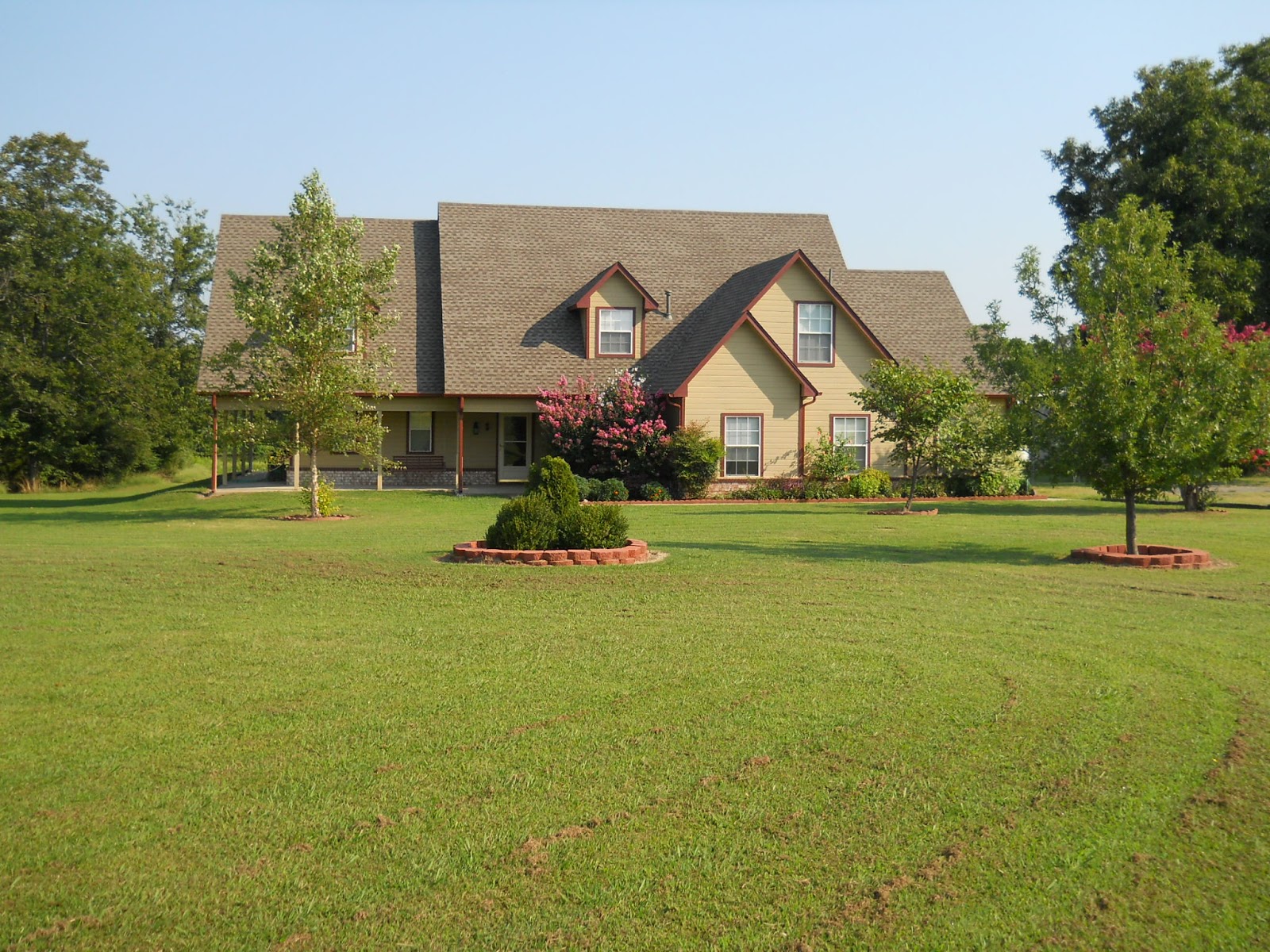 Peak Discounters Home, Shop, Pond, Land for Sale at Fort Gibson Lake, Wagoner, Oklahoma