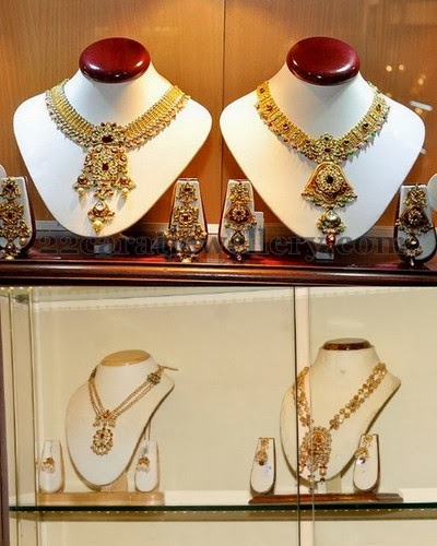 Gold Kundan Sets Gallery - Jewellery Designs