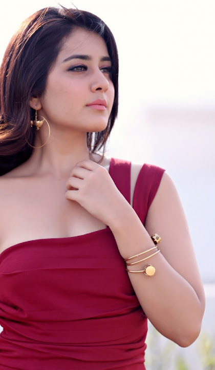 Raashi Khanna Photoshoot stills