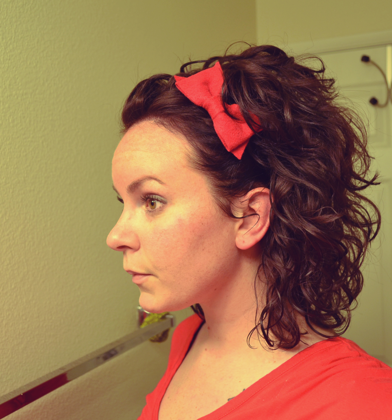 3 ways to wear a hair bow (and not look like a baby) | mama mandolin