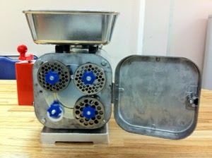 M&aacute;y xay thịt Tasin AKS TS 102AL