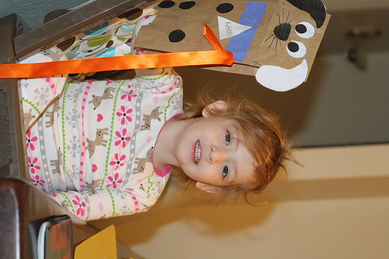 Acord Family Easy Dog Puppet Craft