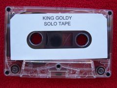 http://3.bp.blogspot.com/-iJF7AzpH4qA/UQWvFEHPt0I/AAAAAAAAAg4/V-HjtG4iQ1Q/s1600/KING_GOLDY___SOLO_TAPE.jpg