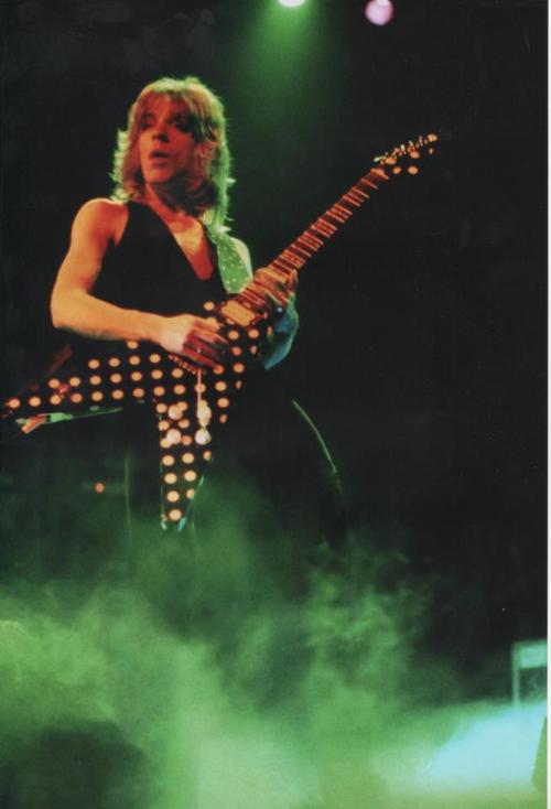Pink Randy Rhodes Rock Ladies - Ladies can Rock!: Guitarra Rhoads Pink Dots!