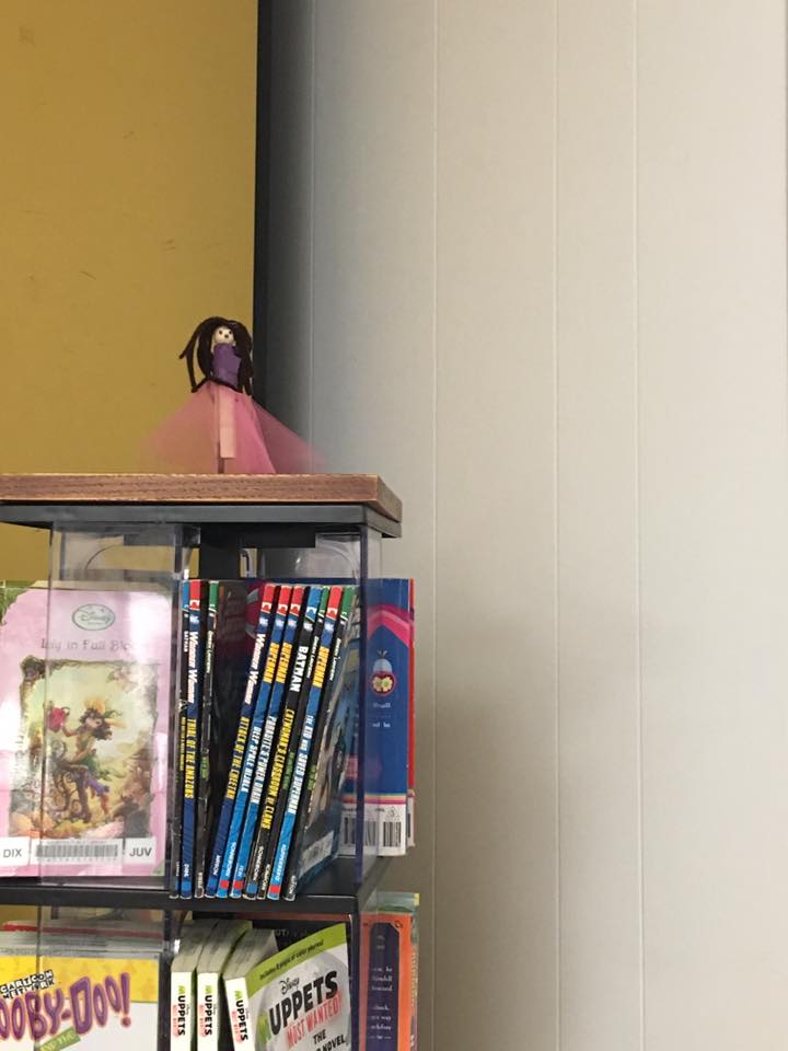 Dixon and Moody Neighborhood Libraries Dixon Gallery