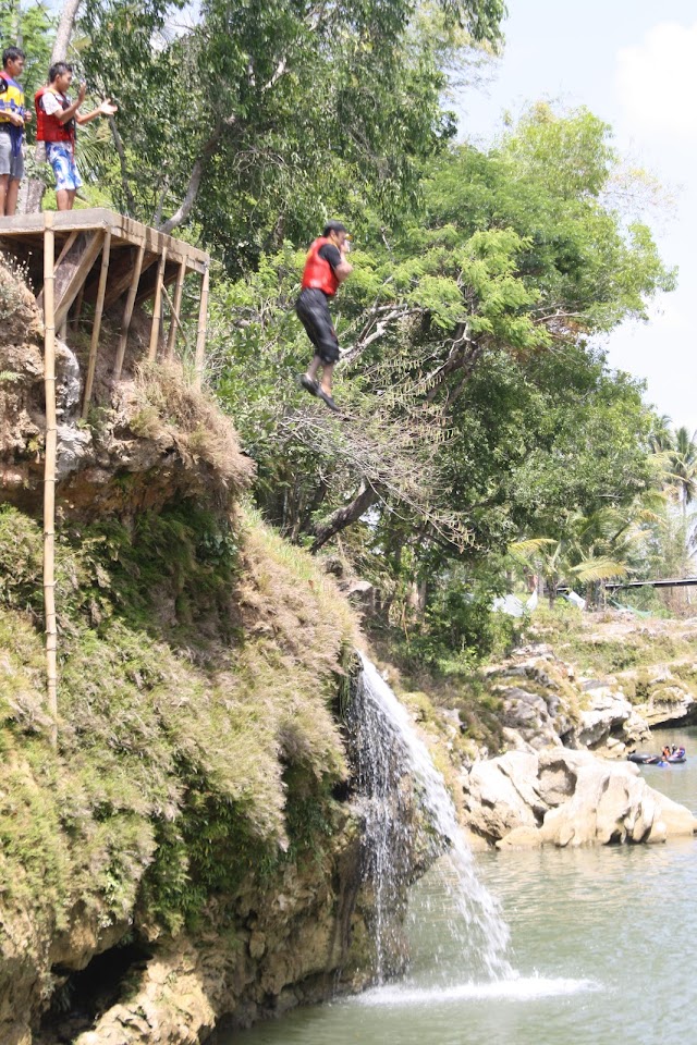 Rafting Sungai Oya