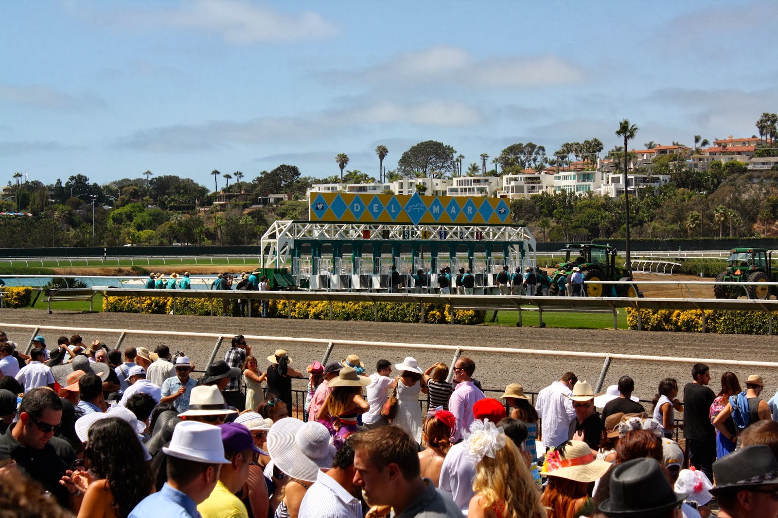 To California...and Beyond?: Opening Day at Del Mar Racetrack