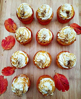 http://cupcakeluvs.blogspot.dk/2016/10/ble-saltet-karamel-valnd-cupcakes-apple_17.html