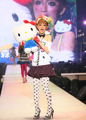 Hello Kitty Harajuku fashion