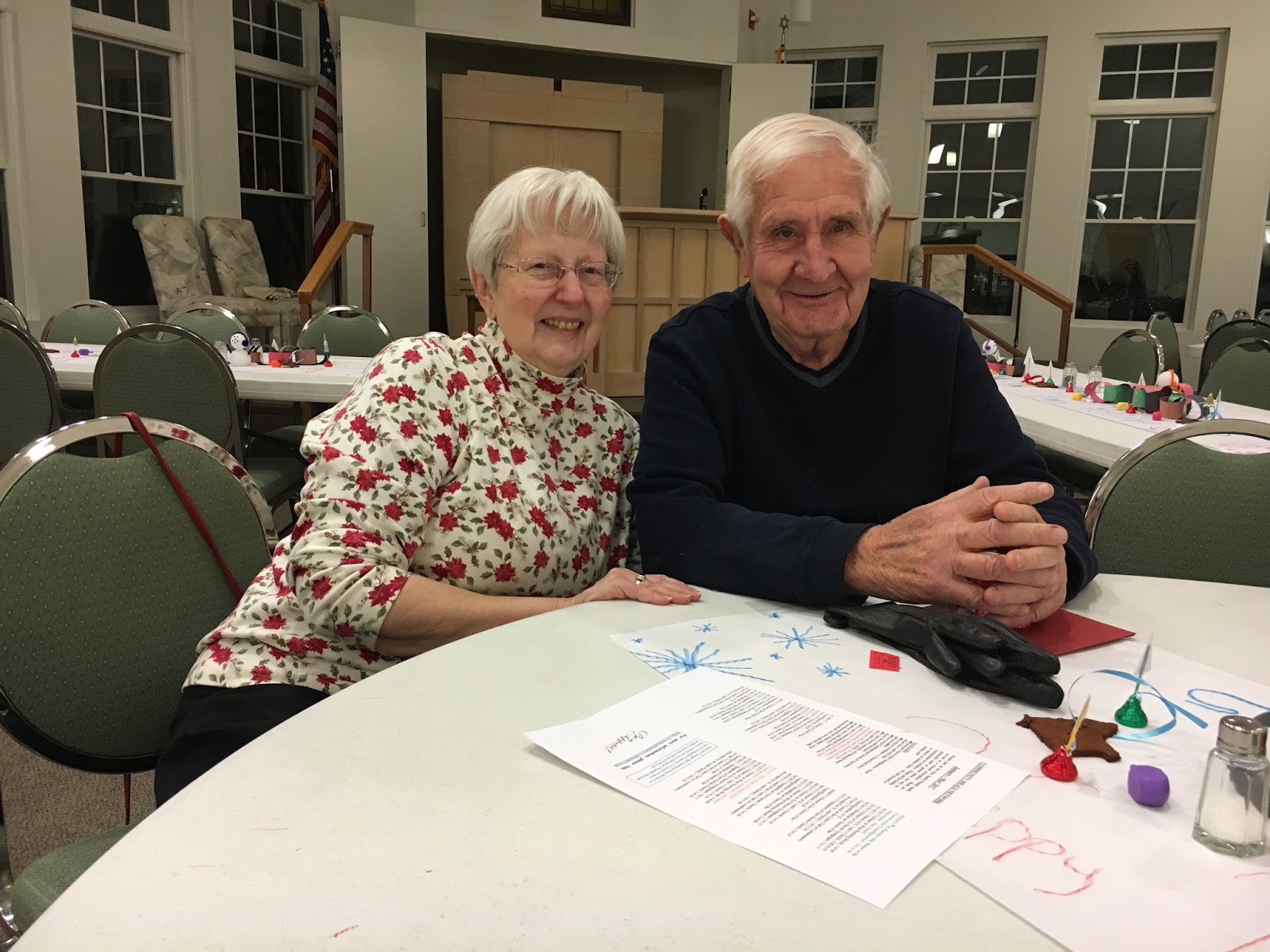 free-meals-in-derry-nh-santa-came-early-thanks-to-seven-present-and