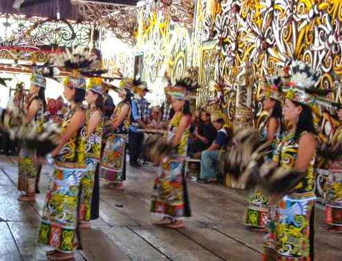 Tari gong Kalimantan Timur