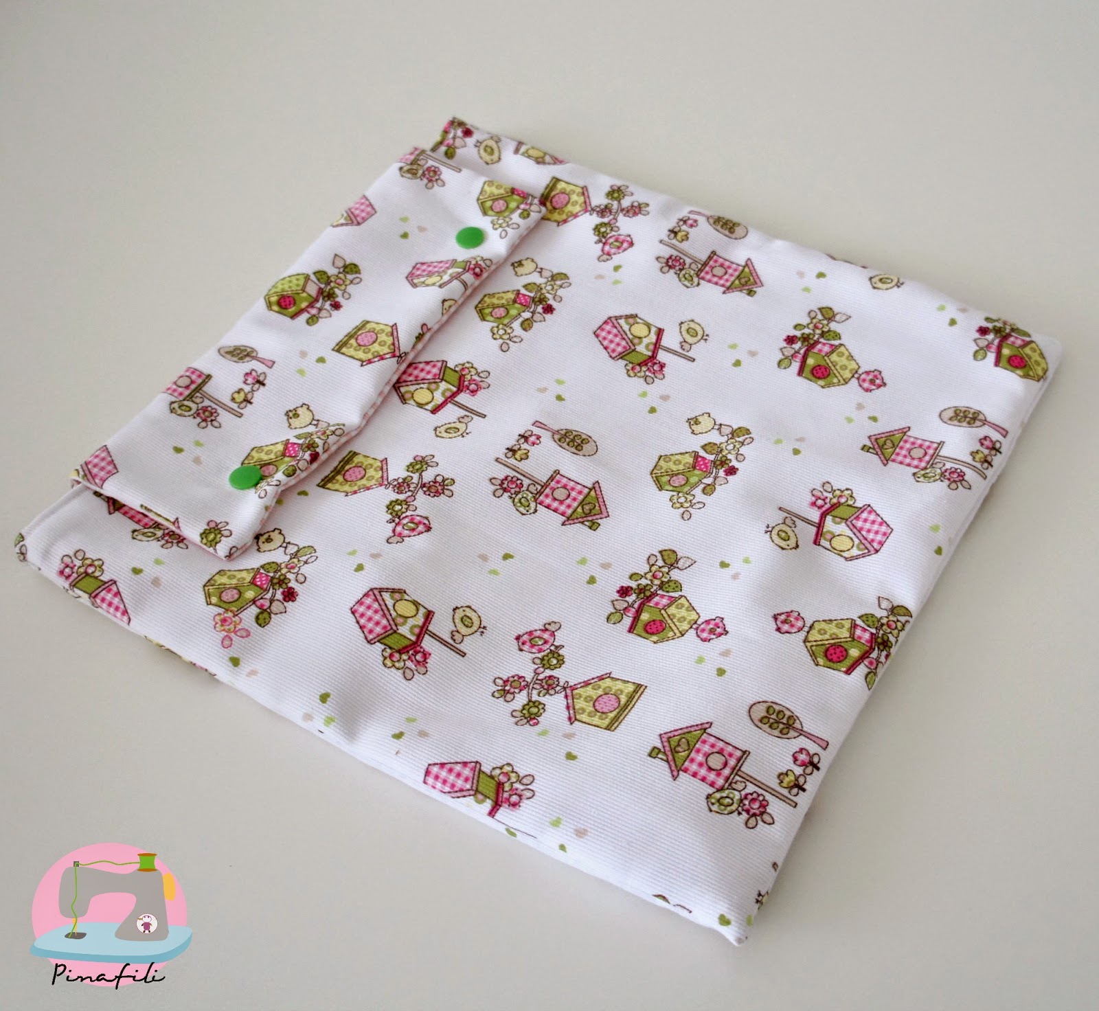 pinafili: Pinafili films. Bolsa para la interior o muda un bebe